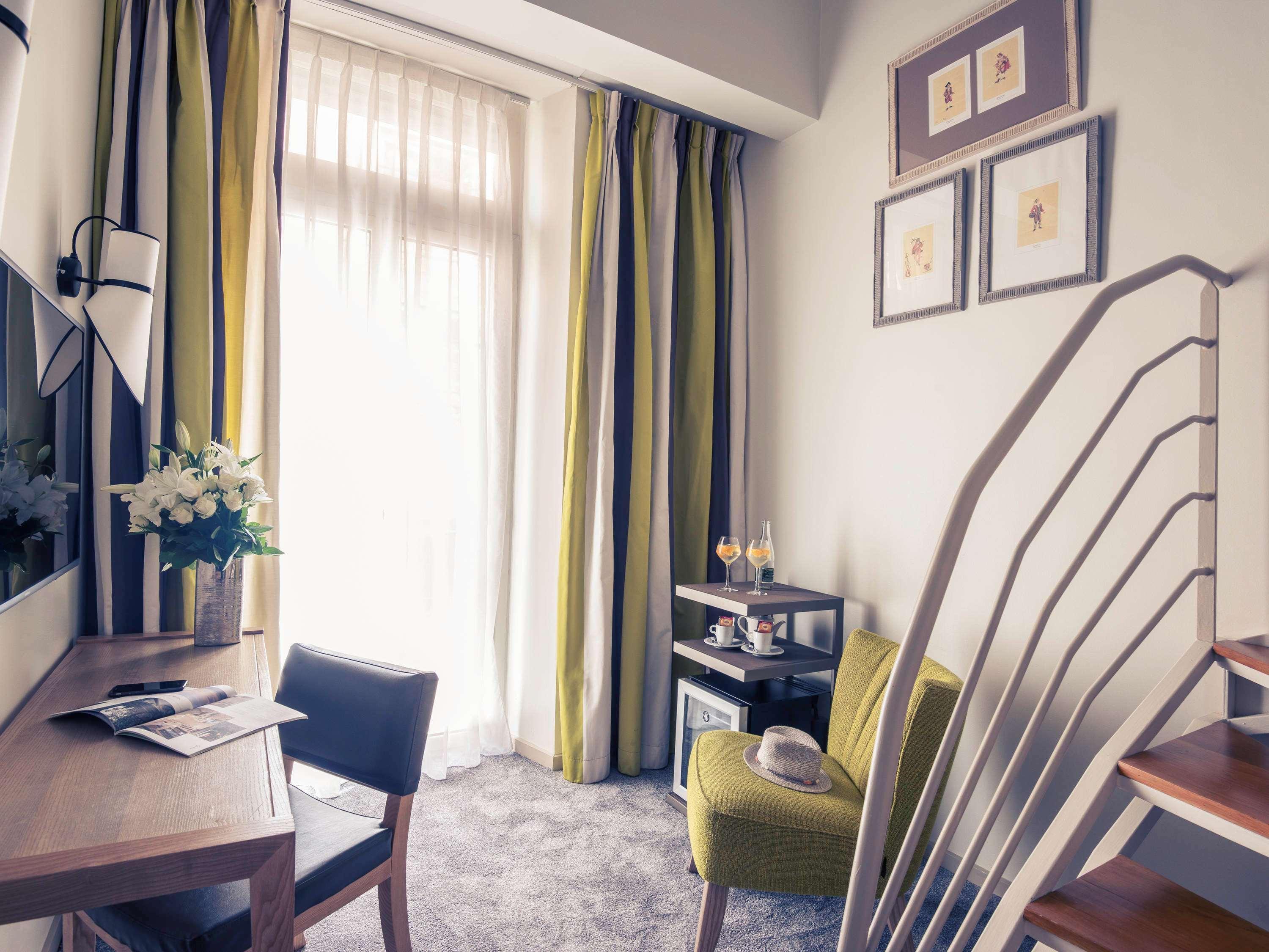 Mercure Marche Aux Fleurs Hotel 4*