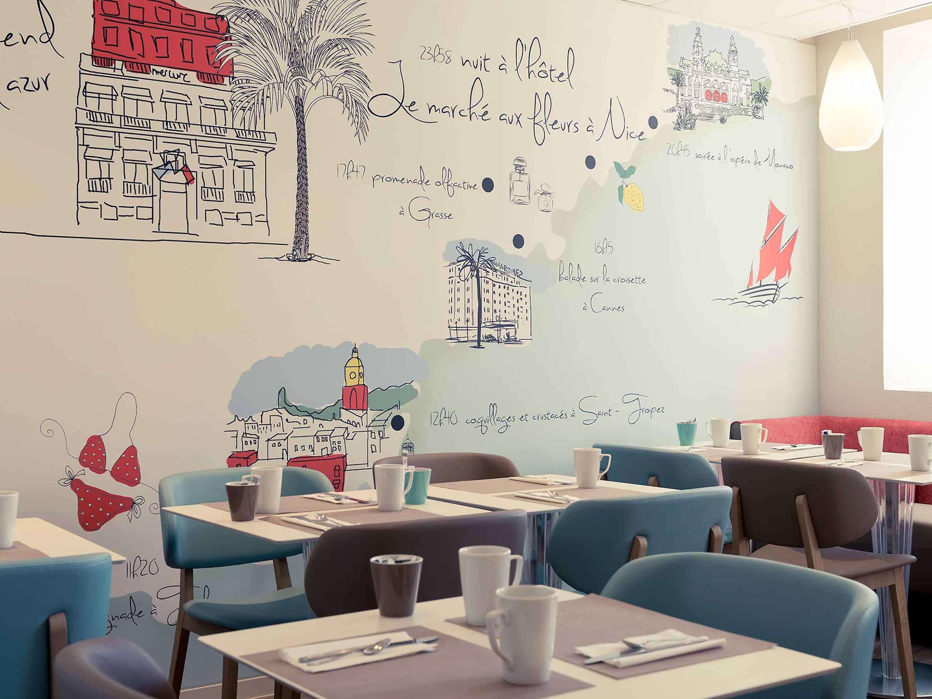 Hotell Mercure Marche Aux Fleurs 4*