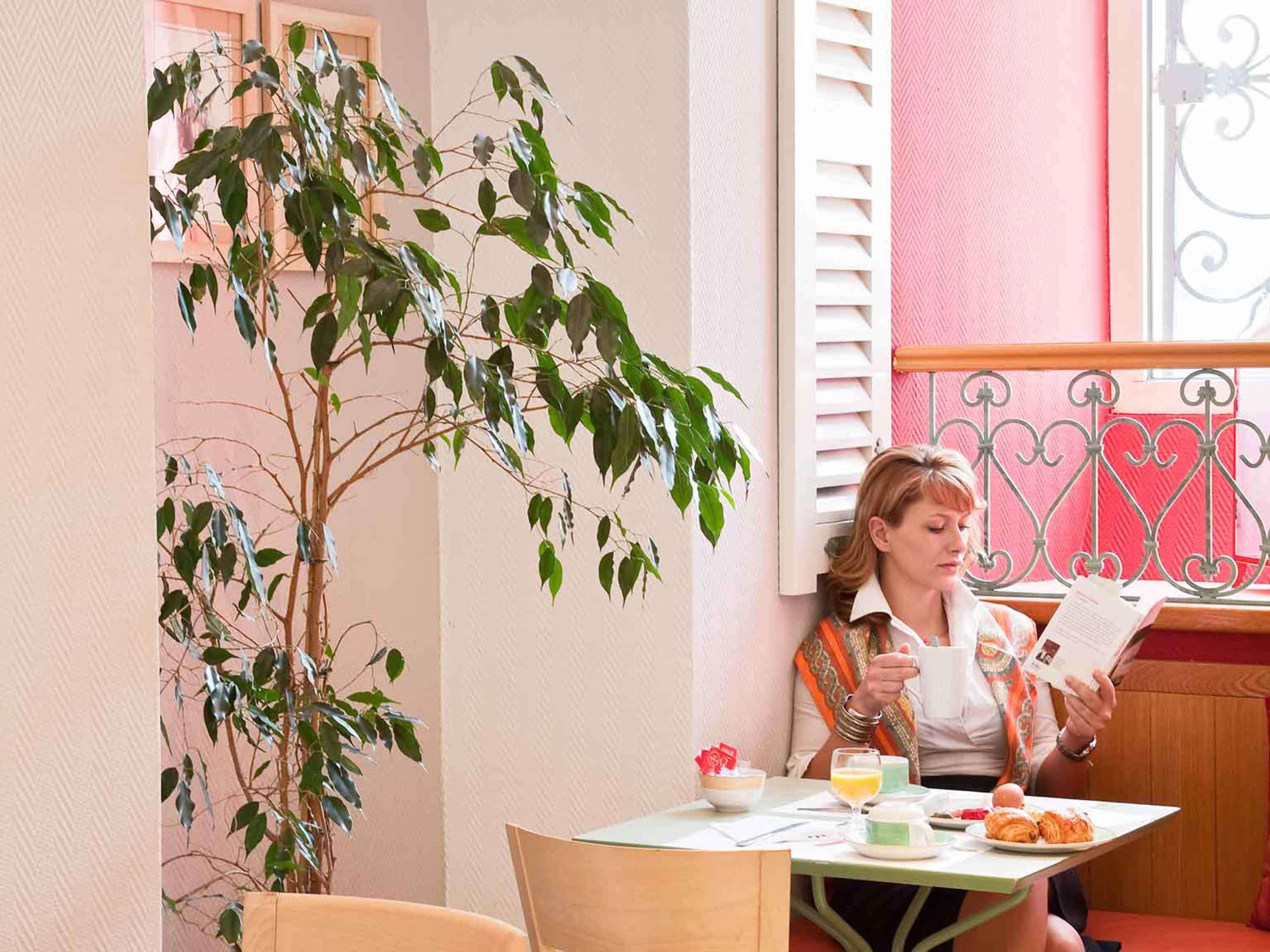 Mercure Marche Aux Fleurs Nice