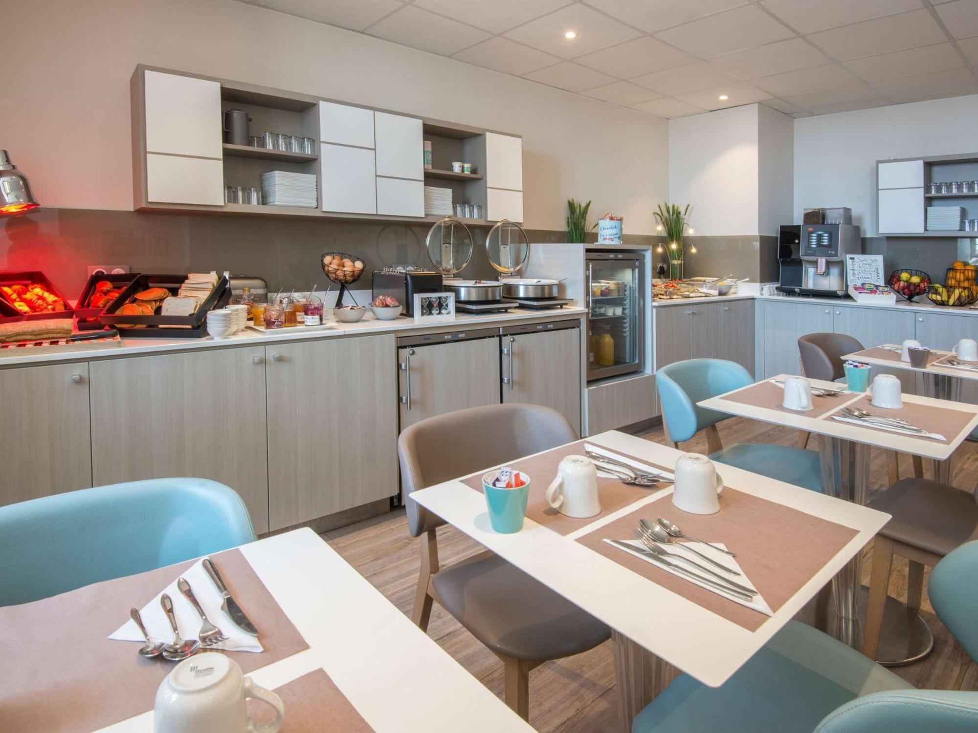 Hotell Mercure Marche Aux Fleurs